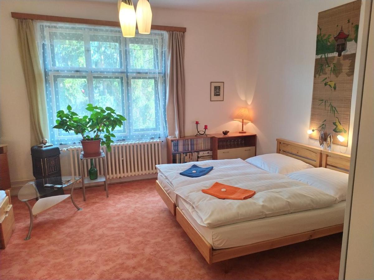 21 2* Prague
